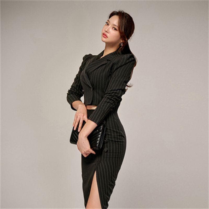 2点セットトップス スカート タイト 韓国 インポート きれいめ センター セットアップ 着痩せ 膝下 パーティドレス 上品 エレガント 大人 可愛い スリム 大