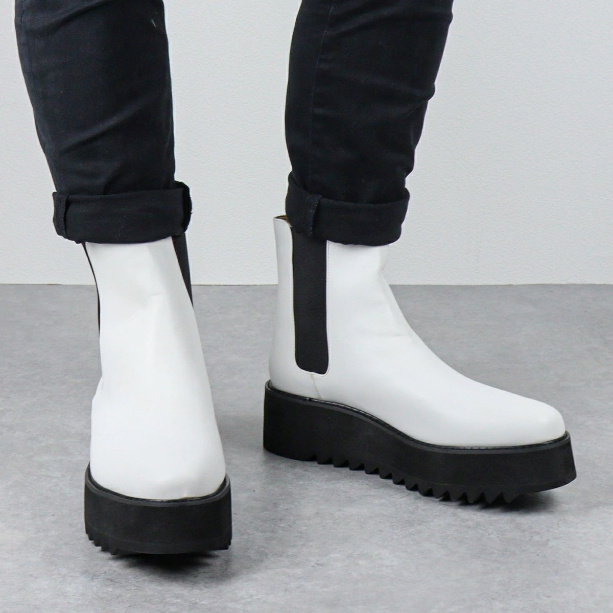 サイドゴアブーツ メンズ ブーツ ショートブーツ 厚底 シャークソール 脚長 防滑 おしゃれ 6cmヒール 1713 25.0-27.0cm 黒 ブラック LOVEHUNTER サイドゴアブーツ メンズ ブーツ ショートブーツ 厚底 シャークソール 脚長 防滑 おしゃれ 6cmヒール 1713 25.0-27.0cm 黒 ブラック LOVEHUNTER