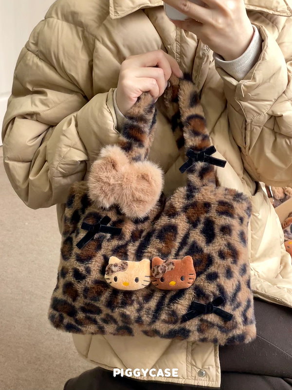 Qoo10] ぬいぐるみヒョウ柄キティちゃんハンドバッ