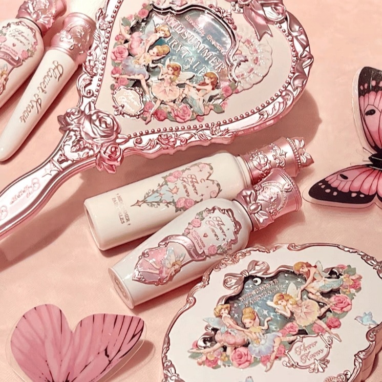 【公式正規品 急速出荷】真夏の夜 コスメセット 新春コスメセット 化粧品 リップ+アイシャドウ+シェーディング+コンシーラー+香水+チーク+グロス+7-9箇景品 誕生日プレゼント 中国 コスメ 福袋 【公式正規品 急速出荷】真夏の夜 コスメセット 新春コスメセット 化粧品 リップ+アイシャドウ+シェーディング+コンシーラー+香水+チーク+グロス+7-9箇景品 誕生日プレゼント 中国 コスメ 福袋