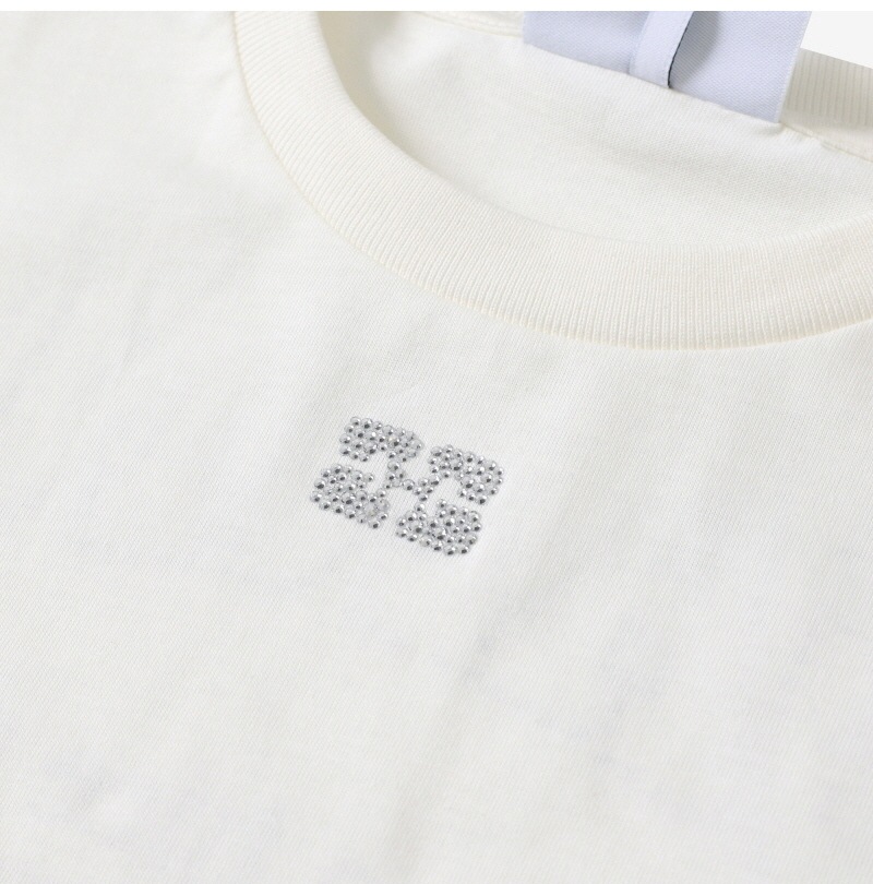 GANNI T3946 135 ラインストーン バタフライ ロゴ Tシャツ GANNI T3946 135 ラインストーン バタフライ ロゴ Tシャツ