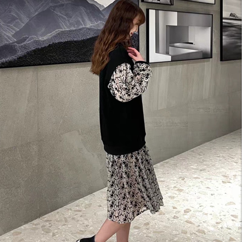 オーガンジー刺繍 ドッキングワンピース レイヤード風ワンピース モノトーン 長袖 ワンピース ドレス レディース カジュアル レディース 可愛い 体型カバー オフィスコーデ. ママコーデ オーガンジー刺繍 ドッキングワンピース レイヤード風ワンピース モノトーン 長袖 ワンピース ドレス レディース カジュアル レディース 可愛い 体型カバー オフィスコーデ. ママコーデ