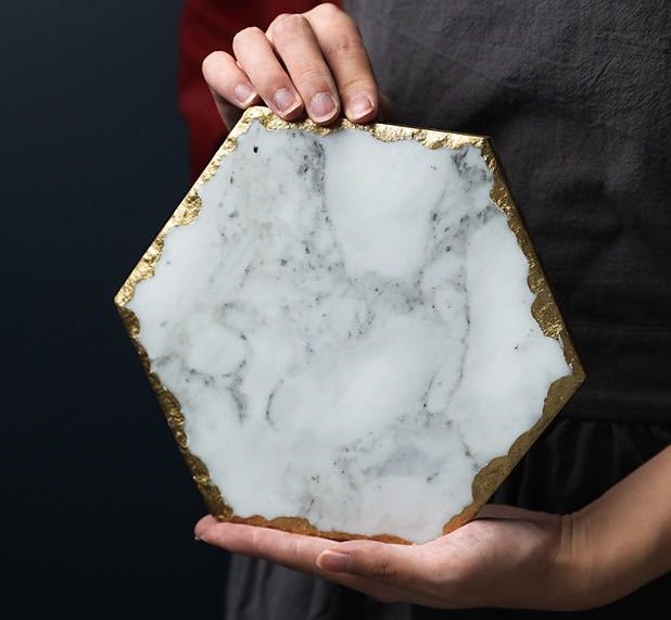天然大理石のコースター3枚セット おしゃれ かわいい フルーツプレート ディスプレイスタンド デザートプレート 収納トレイ 雑貨 ゴールド 天然大理石のコースター3枚セット おしゃれ かわいい フルーツプレート ディスプレイスタンド デザートプレート 収納トレイ 雑貨 ゴールド
