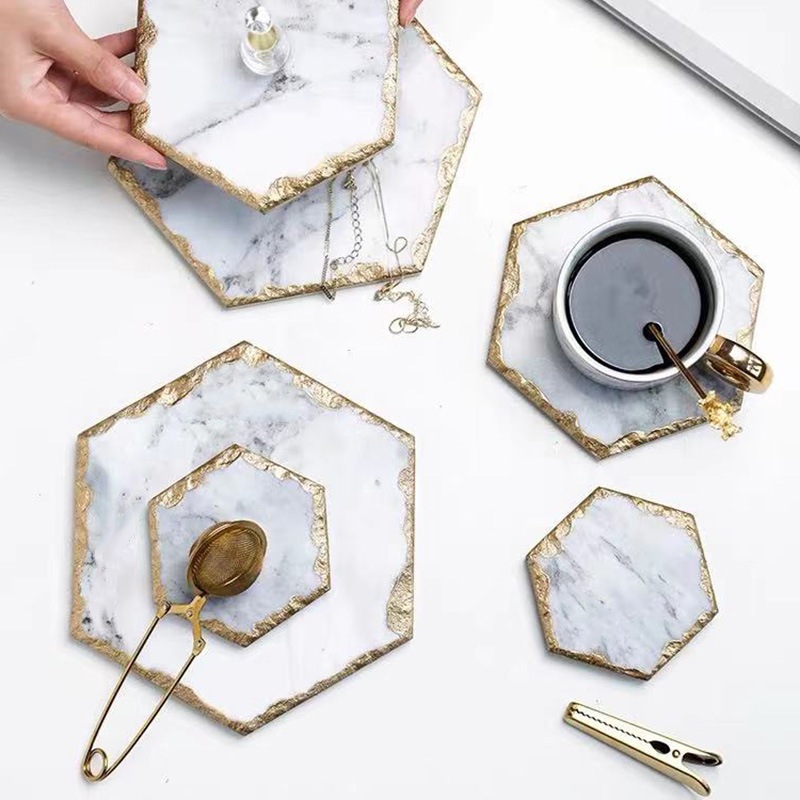 天然大理石のコースター3枚セット おしゃれ かわいい フルーツプレート ディスプレイスタンド デザートプレート 収納トレイ 雑貨 ゴールド 天然大理石のコースター3枚セット おしゃれ かわいい フルーツプレート ディスプレイスタンド デザートプレート 収納トレイ 雑貨 ゴールド