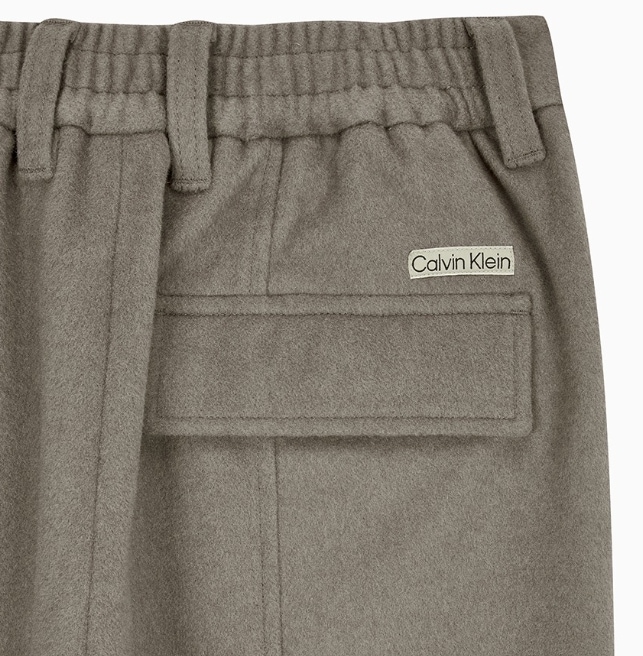 Wool Blend Relaxed Fit Pants (J326911 )
