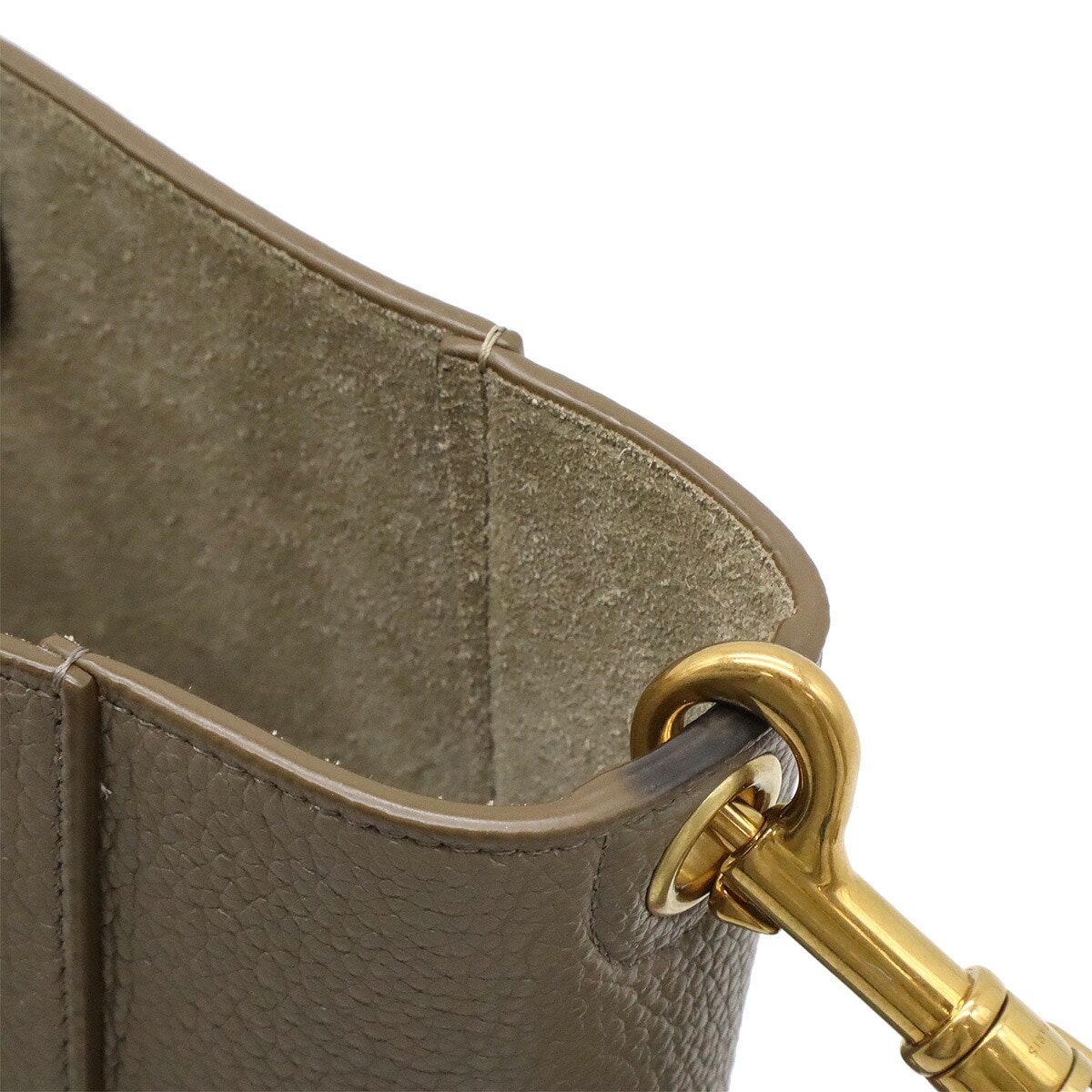 サングル バケットスモール ショルダーバッグ ワンショルダー セミショルダー 肩掛け レザー グレージュ ゴールド金具 18930 サングル バケットスモール ショルダーバッグ ワンショルダー セミショルダー 肩掛け レザー グレージュ ゴールド金具 18930