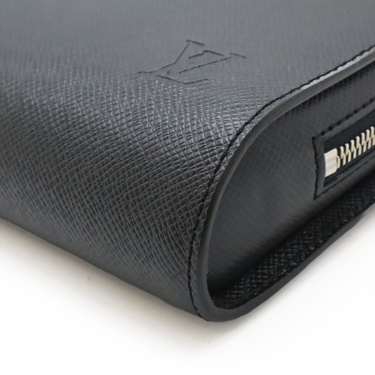 タイガ バイカル セカンドバッグ クラッチバッグ ハンドバッグ アルドワーズ 黒 ブラック M3018 タイガ バイカル セカンドバッグ クラッチバッグ ハンドバッグ アルドワーズ 黒 ブラック M3018