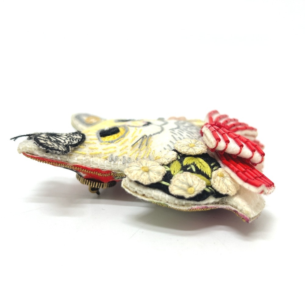 ブローチ ヒグチユウコ 猫 刺繍 アクセサリー キャンバス マルチカラー