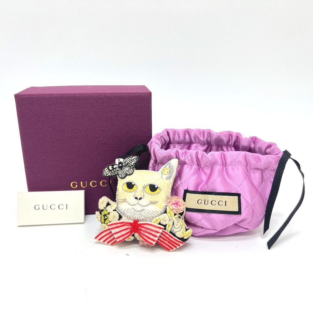 ブローチ ヒグチユウコ 猫 刺繍 アクセサリー キャンバス マルチカラー