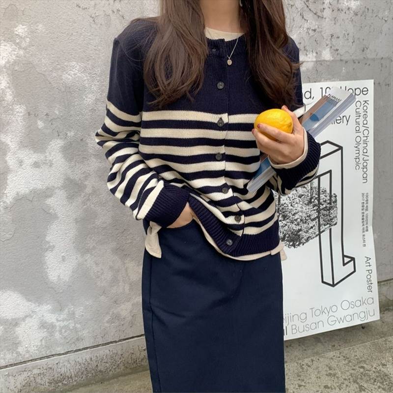 セーター カーディガン 袖あり 長袖 Uネック 襟なし かわいい 大人可愛い シンプル カジュアル 大人 おしゃれ 大人可愛い 大人女子 こなれ感 ラフ モード系 ボーダー 秋 10代 20代 30代