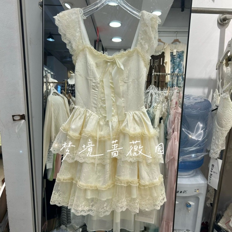 【急速発送】ロリータのかわいいケーキワンピース夏のポンポンスカートLoプリンセススカートウエストを収めてすっきりショート丈に秋の万能アイテム 【急速発送】ロリータのかわいいケーキワンピース夏のポンポンスカートLoプリンセススカートウエストを収めてすっきりショート丈に秋の万能アイテム