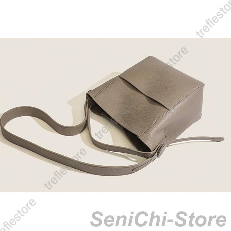 【今月限りのアクティビティ】【出荷が迅速である】ショルダーバッグ レディース 春秋 バック 鞄 カバン ショルダー フェイクレザー 収納 A4サイズ 通勤 大容量 軽量 ソフトラウンド ワンショルダー