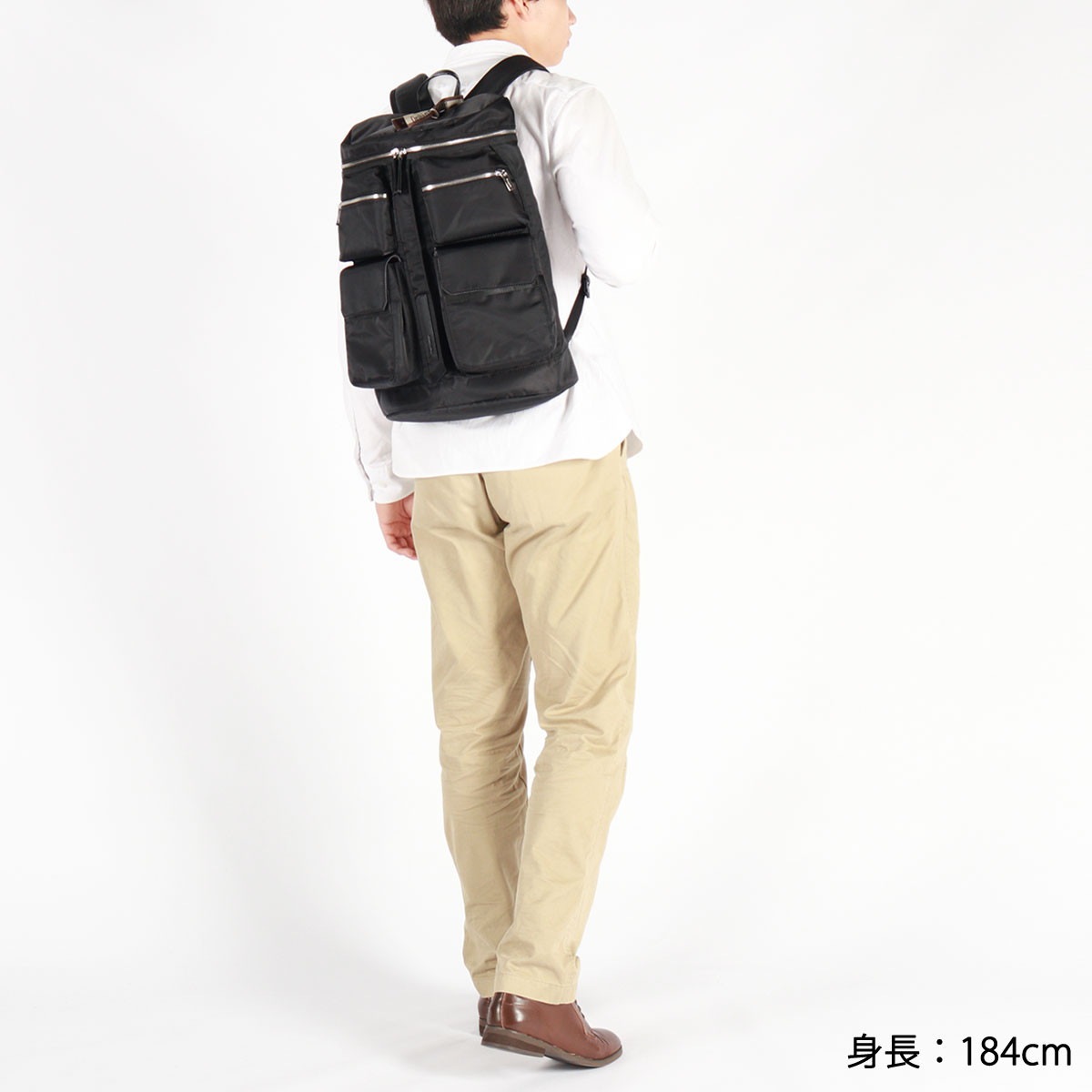 日本正規品 リュック 大容量 通勤 おしゃれ 軽量 大人 ビジネス A4 リュックサック 無地 ナイロン PC 20L Tattica タッティカ 92945