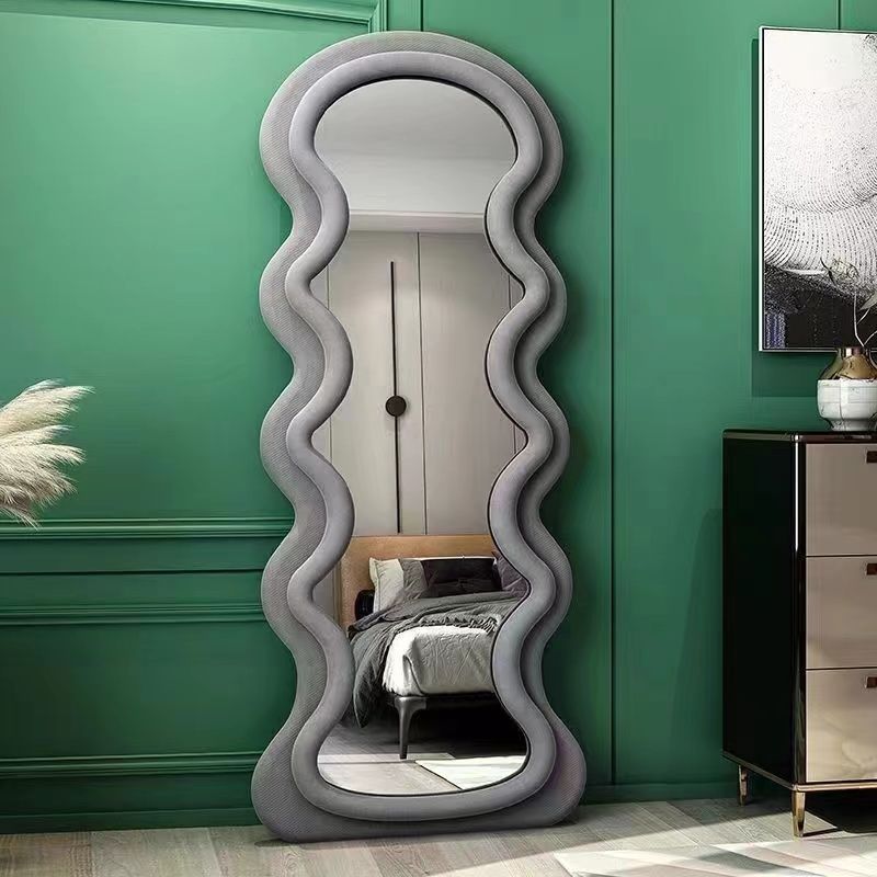 ユニークな姿見鏡 サークルヘッドウェーブ形状