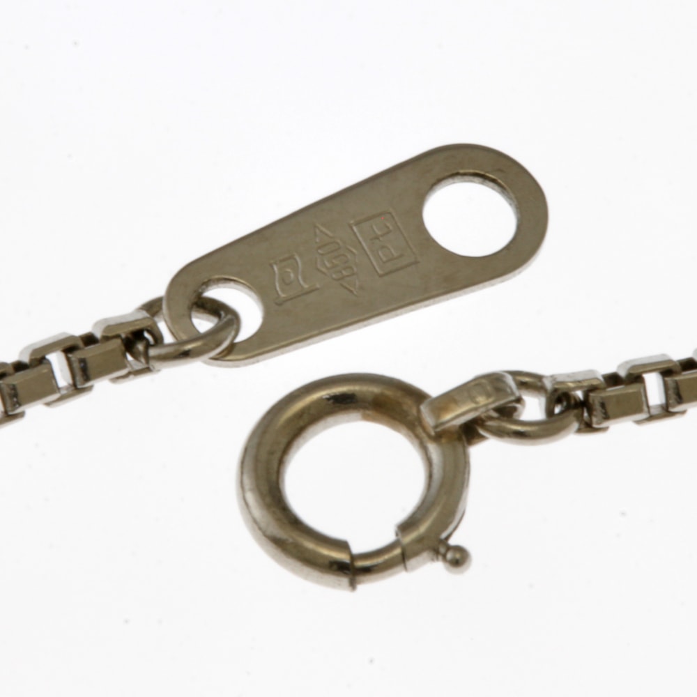 ネックレス Pt850プラチナ パール 中古 美品 ネックレス Pt850プラチナ パール 中古 美品