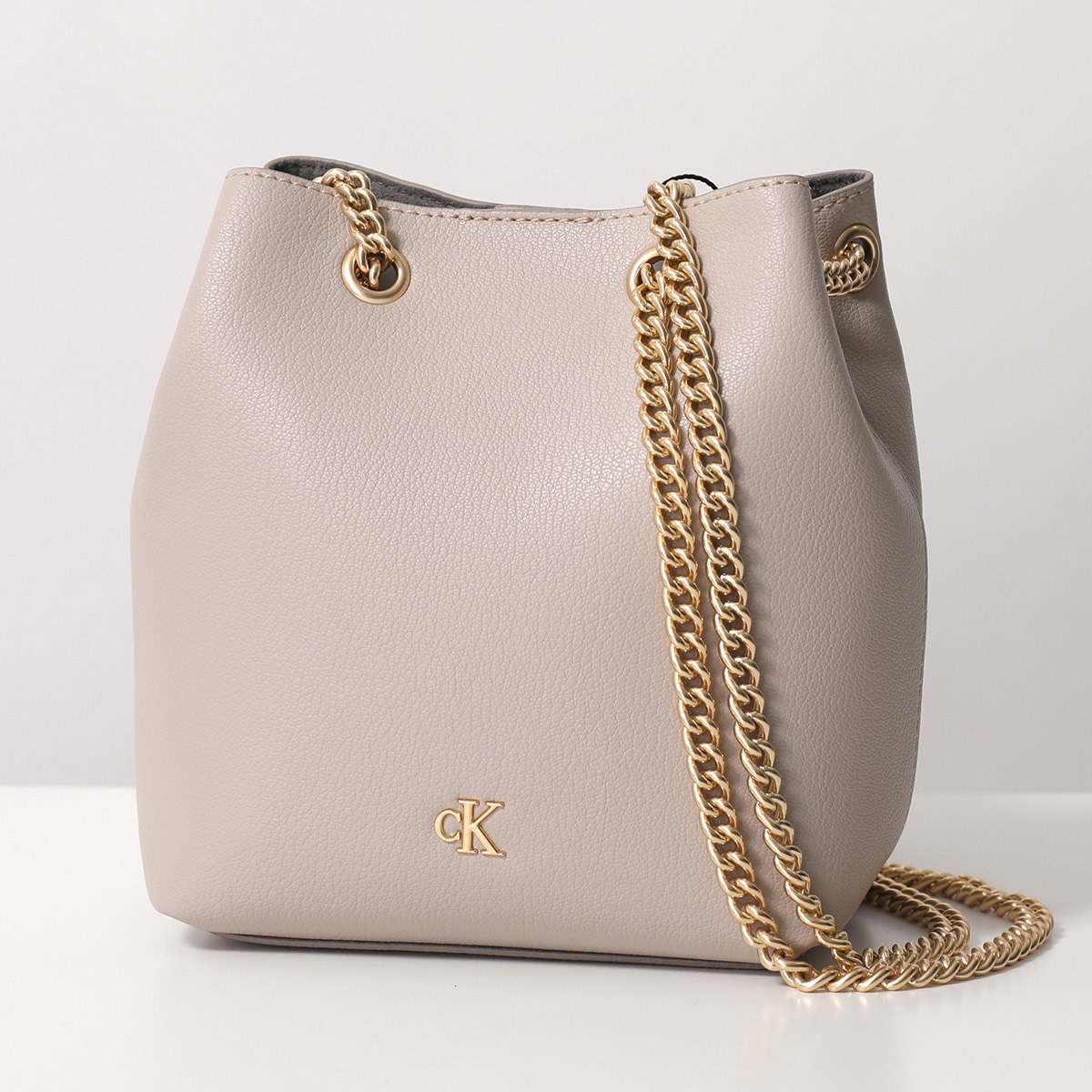 Calvin Klein カルバンクライン ショルダーバッグ MNML MNGRM CHN BCKT LV04F3214G レディース クロスボディ 鞄 カラー2色