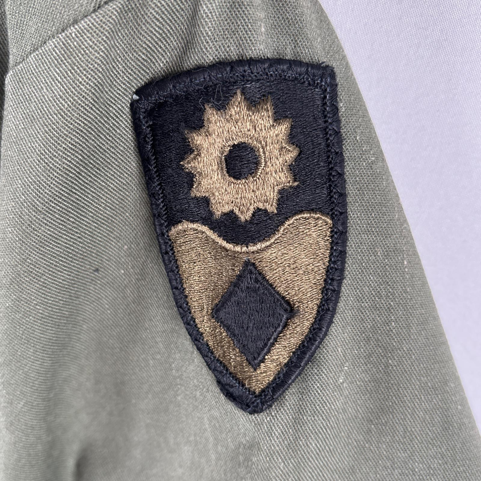 古着 長袖 ユーティリティシャツジャケット コンバットシャツ ワッペン U.S.ARMY オリーブグリーン メンズ 古着 長袖 ユーティリティシャツジャケット コンバットシャツ ワッペン U.S.ARMY オリーブグリーン メンズ