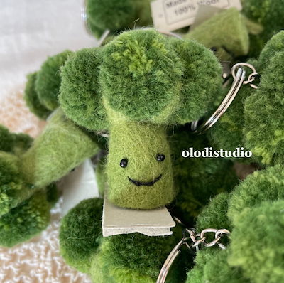 確認用　羊毛フェルト 牛とニンジン 送料無料💗仲良しうさぎさんとおやつのにんじん🥕 羊毛フェルト