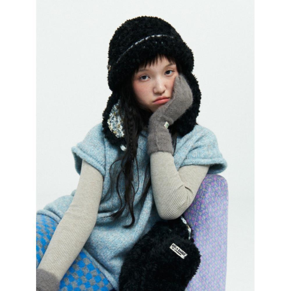 MISU A BARBE [Exclusive] MONSTRE EAR HAT BLACK