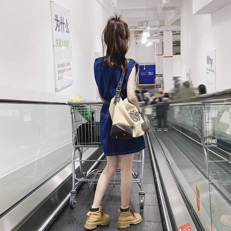 新品入荷 デニムドレス 女性 2025 年夏新しい レトロシック スカート リーブショートスカート 新品入荷 デニムドレス 女性 2025 年夏新しい レトロシック スカート リーブショートスカート