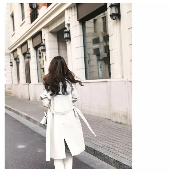 トレンチコート レディース 春秋コート ロングコート イギリス風 スプリングコート 春コート アウター オシャレ 上品 ゆったり 無地 通勤 着痩せ カジュアル オフホワイト 白 ブラック 黒 ブルー