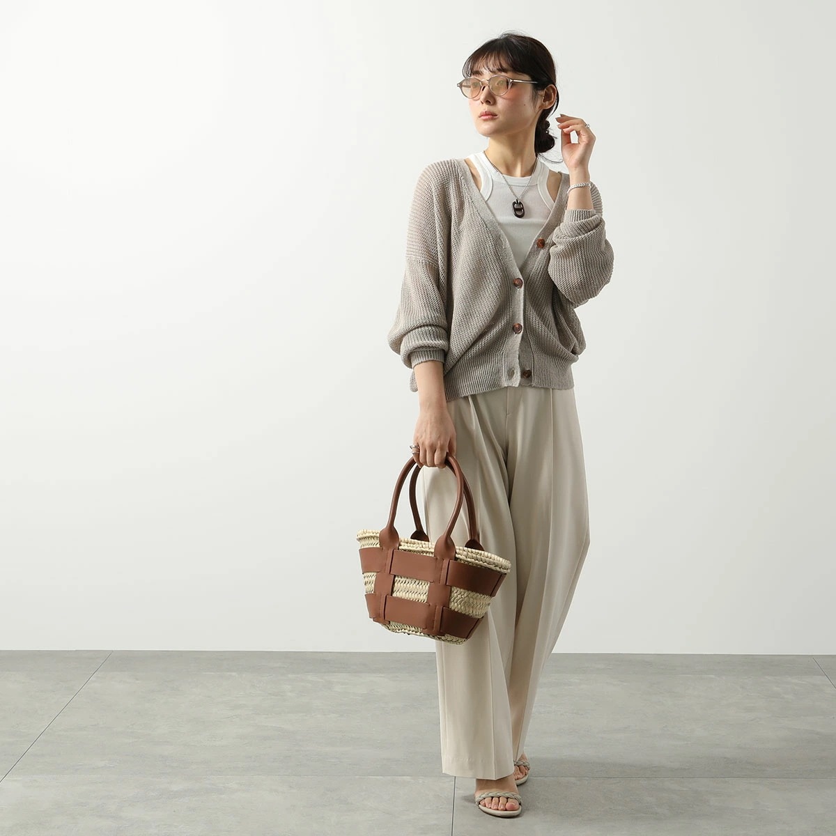 TOM FORD トムフォード サングラス TF1050-D FT1050-D/S レディース ボストン型 アジアンフィット メガネ ロゴ アイウェア カラー4色