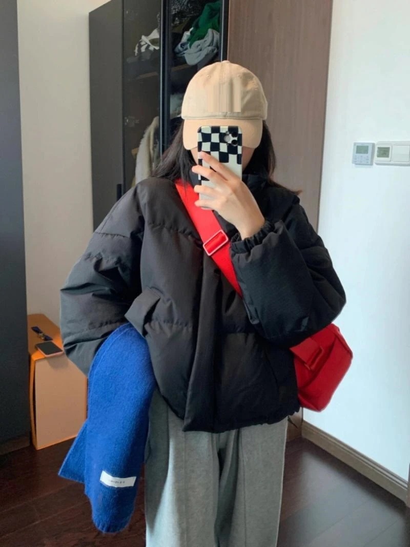 人気 冬 ダウンジャケット/コート レディース ジャケット ミルクブルーのダウンジャケットショート丈冬新小柄厚手シュークリームのパン生地 人気 冬 ダウンジャケット/コート レディース ジャケット ミルクブルーのダウンジャケットショート丈冬新小柄厚手シュークリームのパン生地