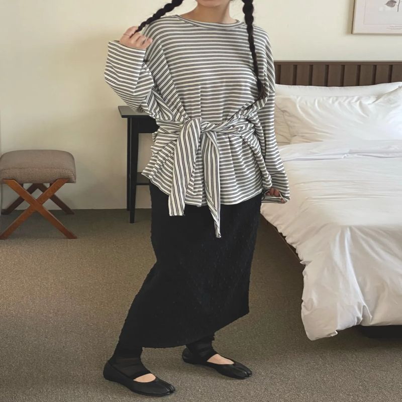 フロントリボン付き ボーダーロングスリーブトップス(韓国セレクトショップ)