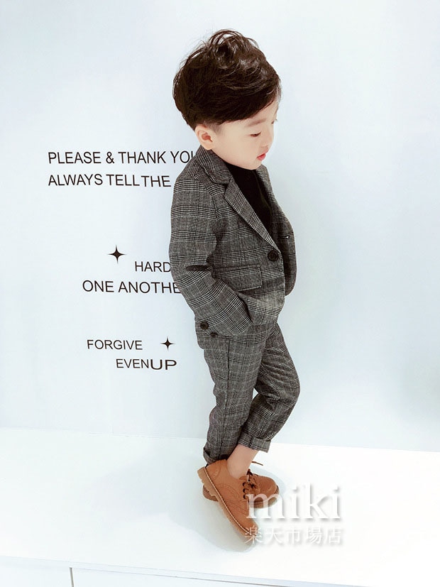 英国風チェック柄 子供服 キッズ子供スーツ 男児タキシード 3点セット お祝い男の子 子供服　 フォーマル 学園祭 卒業入学 結婚式 発表会 七五三子供服 タキシード スーツ 発表会 男の子　結婚式