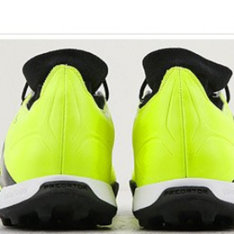 アディダスプレデター X クレイジー大人用サッカーシューズ/フットサルシューズ IG7721 IF0699