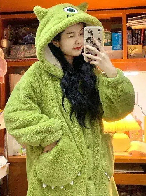 Qoo10] サンリオ パジャマ着 着ぐるみ 人気 モコモコ 長