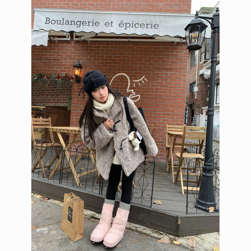 【早い者勝ち!】スタンドカラー ホーンボタン ミドル丈 イミテーションラムファー コート レディース ファー オールインワン トップス 冬暖かい 【早い者勝ち!】スタンドカラー ホーンボタン ミドル丈 イミテーションラムファー コート レディース ファー オールインワン トップス 冬暖かい