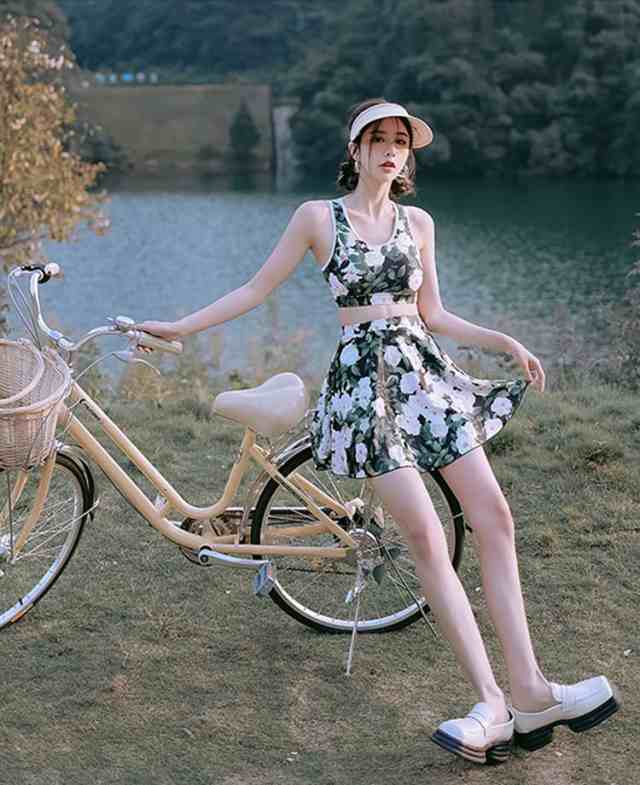 新品 水陸両用 花柄 UVカーバ 透ける UVカッド ビキニ 3点セット 水着 可愛い プレゼント 高校生 20代 韓国 め へそ出し 大きサイズ 細見え セパレート パンツ レディース 胸パッド付