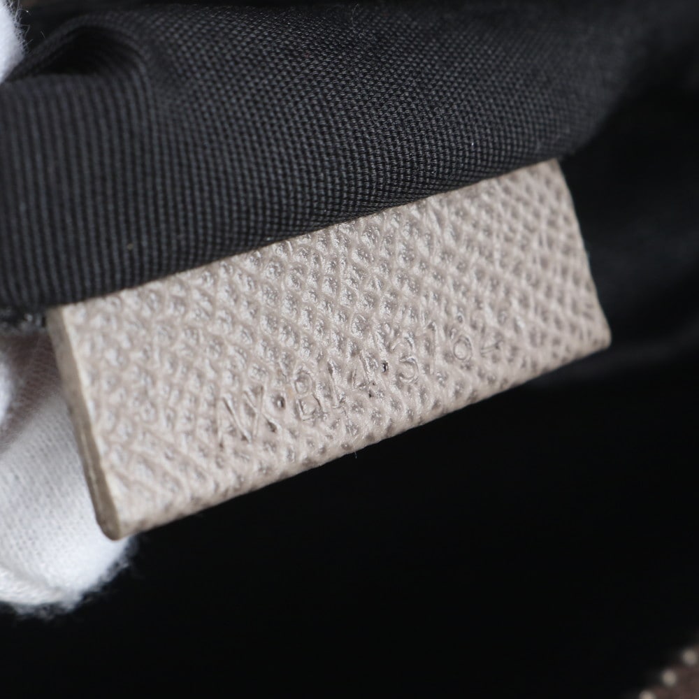 ブルガリブルガリ マン レザー ビジネス バッグ 書類鞄 ブリーフケース トート 通勤 A4 メンズ RUE CQ15-7 中古 ブルガリブルガリ マン レザー ビジネス バッグ 書類鞄 ブリーフケース トート 通勤 A4 メンズ RUE CQ15-7 中古