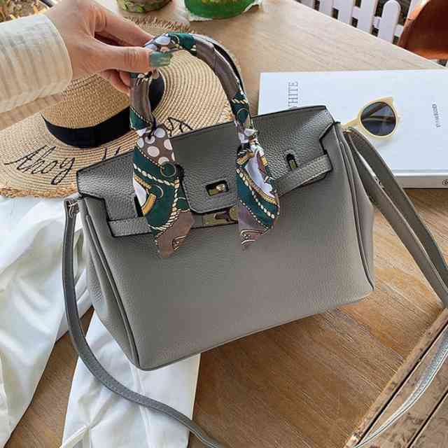 ２点で13o円OFF！【即納】バッグ レディース 軽量 大容量 通勤バッグ バック かばん 大きめ 旅行 ショルダーバッグ 肩掛け 斜め掛け 軽い 仕事バッグ 仕事鞄 大人女性 オフィス クラシック