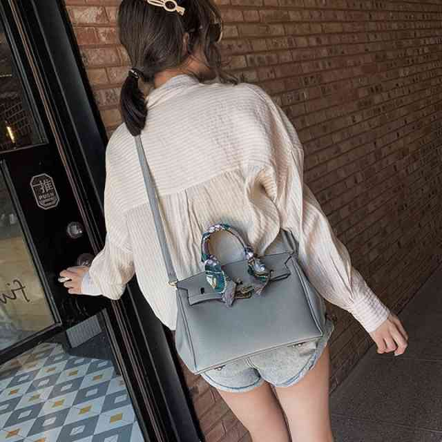 ２点で13o円OFF！【即納】バッグ レディース 軽量 大容量 通勤バッグ バック かばん 大きめ 旅行 ショルダーバッグ 肩掛け 斜め掛け 軽い 仕事バッグ 仕事鞄 大人女性 オフィス クラシック