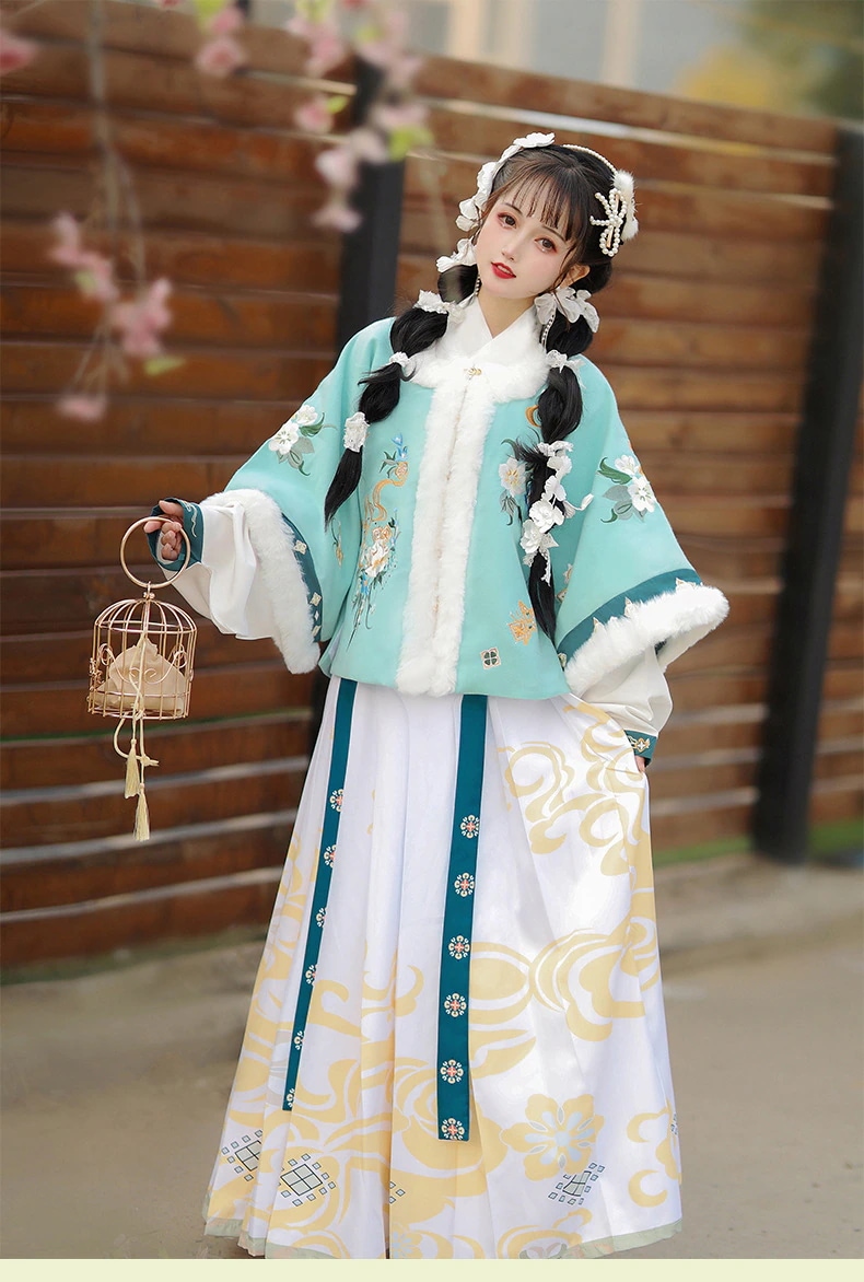 南源明代漢服中国風結婚式服冬改良厚く暖かい新年衣装大晦日服 南源明代漢服中国風結婚式服冬改良厚く暖かい新年衣装大晦日服