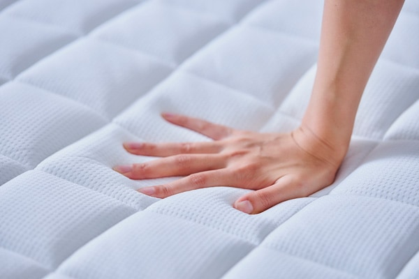 アイリスオーヤマ PMTS21H-S ポケットコイルマットレス(厚さ21cm・ホワイト)シングル PMTS21HS アイリスオーヤマ PMTS21H-S ポケットコイルマットレス(厚さ21cm・ホワイト)シングル PMTS21HS