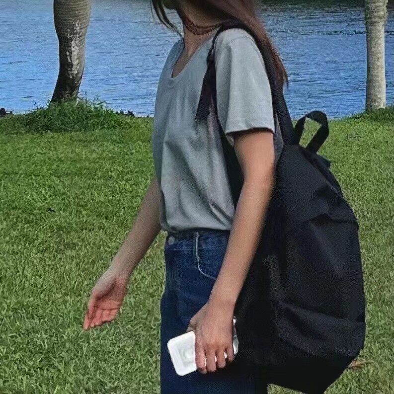 Tシャツ トップス 半袖 小さめ Uネック かわいい 大人可愛い きれいめ シンプル カジュアル 大人 上品 おしゃれ お洒落 かっこいい レトロ 大人女子 こなれ感 ラフ ラブリー キュート