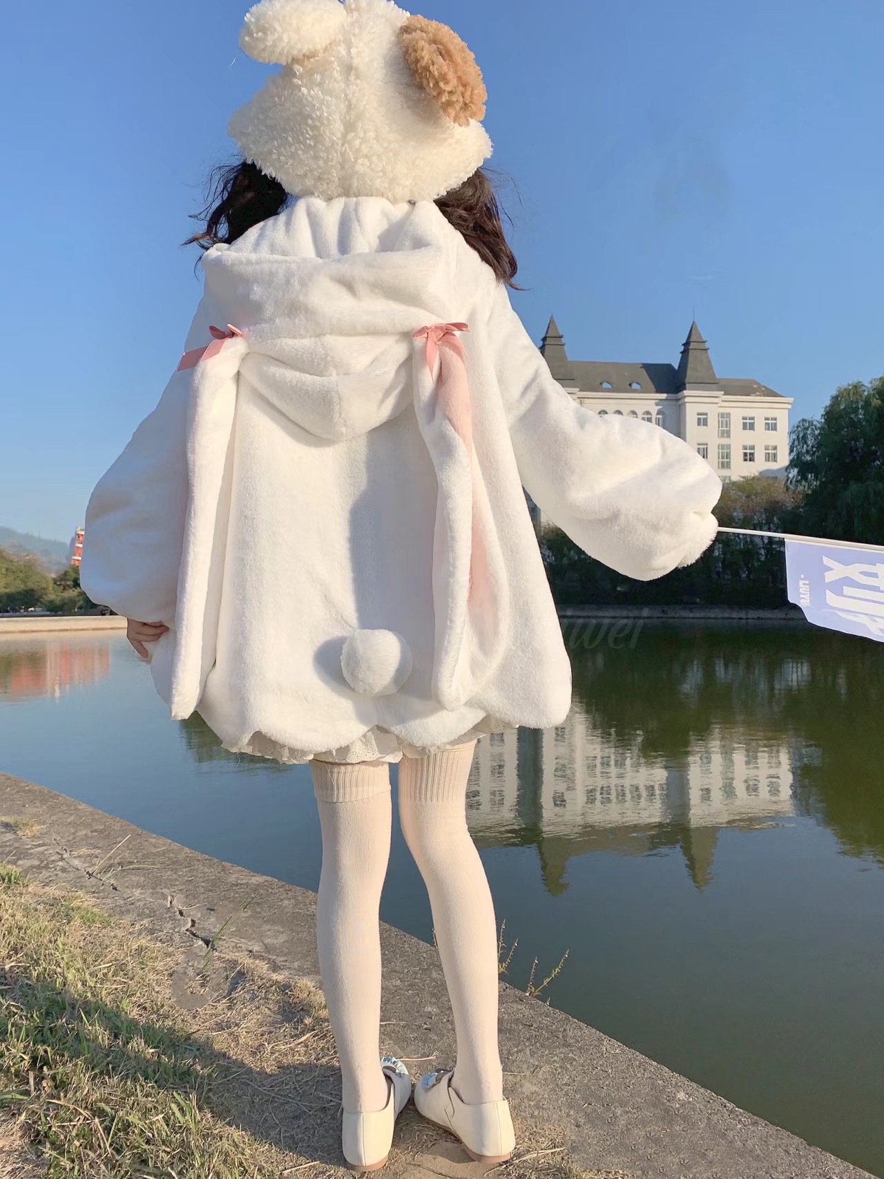 Lolitaぬいぐるみ短いウサギ耳コートロリータ牛角はかわいいです Lolitaぬいぐるみ短いウサギ耳コートロリータ牛角はかわいいです