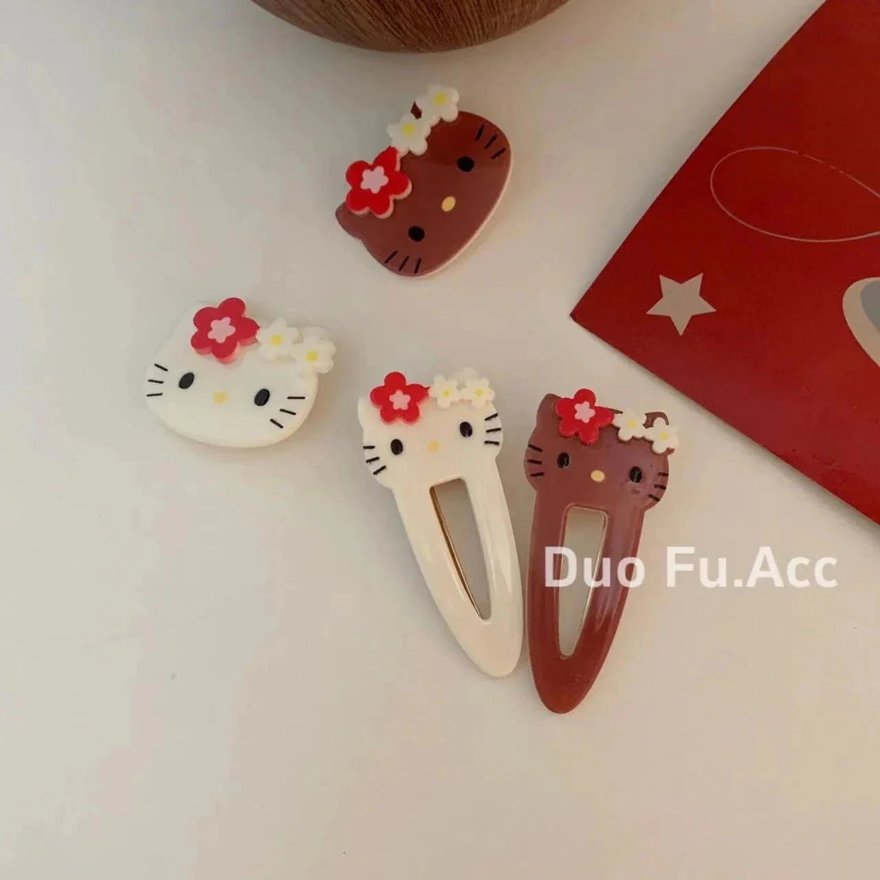 【メガ割】日焼けキティ ヘアクリップ キティちゃんヘアクリップ ヘアアクセサリー 可愛い アクセサリー 前髪クリップ