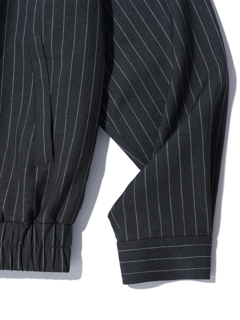 ジャケット YOUHEE PIN STRIPE BOMBER JACKET CHARCOAL YOUHEE PIN STRIPE BOMBER JACKET