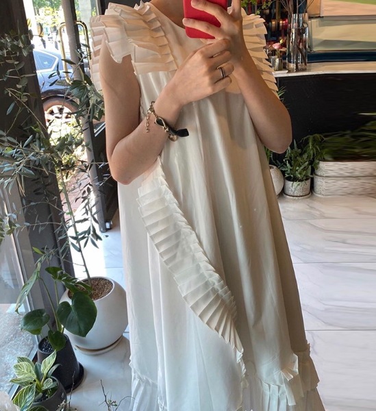 ワンピース ジャケット ロング丈 ボリュームスリーブ デザイン 美ライン ニュアンス ラッフル プリーツ フリル ファスナー カラバリ ロマンチック かわいい 大人可愛い きれいめ シンプル ワンピース ジャケット ロング丈 ボリュームスリーブ デザイン 美ライン ニュアンス ラッフル プリーツ フリル ファスナー カラバリ ロマンチック かわいい 大人可愛い きれいめ シンプル