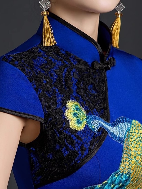 ワンピースドレスドレスバンケットドレステールフロントスリットチョンサム2025秋と冬のチームパフォーマンスユニフォームロング ワンピースドレスドレスバンケットドレステールフロントスリットチョンサム2025秋と冬のチームパフォーマンスユニフォームロング