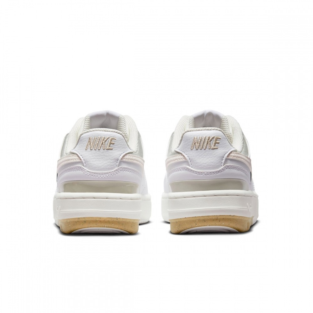 NIKEガンマフォースDX9176-103