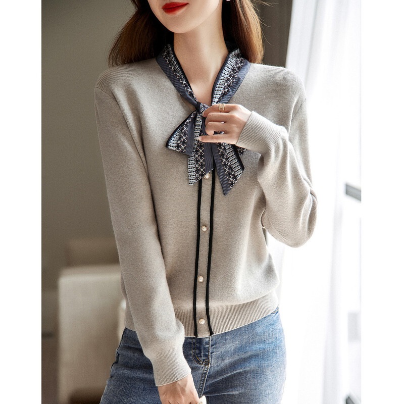 トップス カーディガン 袖あり 長袖 Vネック ボウタイ ストレート Iライン リボン 前開き 伸縮性 ボタン かわいい 大人可愛い きれいめ シンプル 大人 上品 おしゃれ お洒落 大人女子 トップス カーディガン 袖あり 長袖 Vネック ボウタイ ストレート Iライン リボン 前開き 伸縮性 ボタン かわいい 大人可愛い きれいめ シンプル 大人 上品 おしゃれ お洒落 大人女子