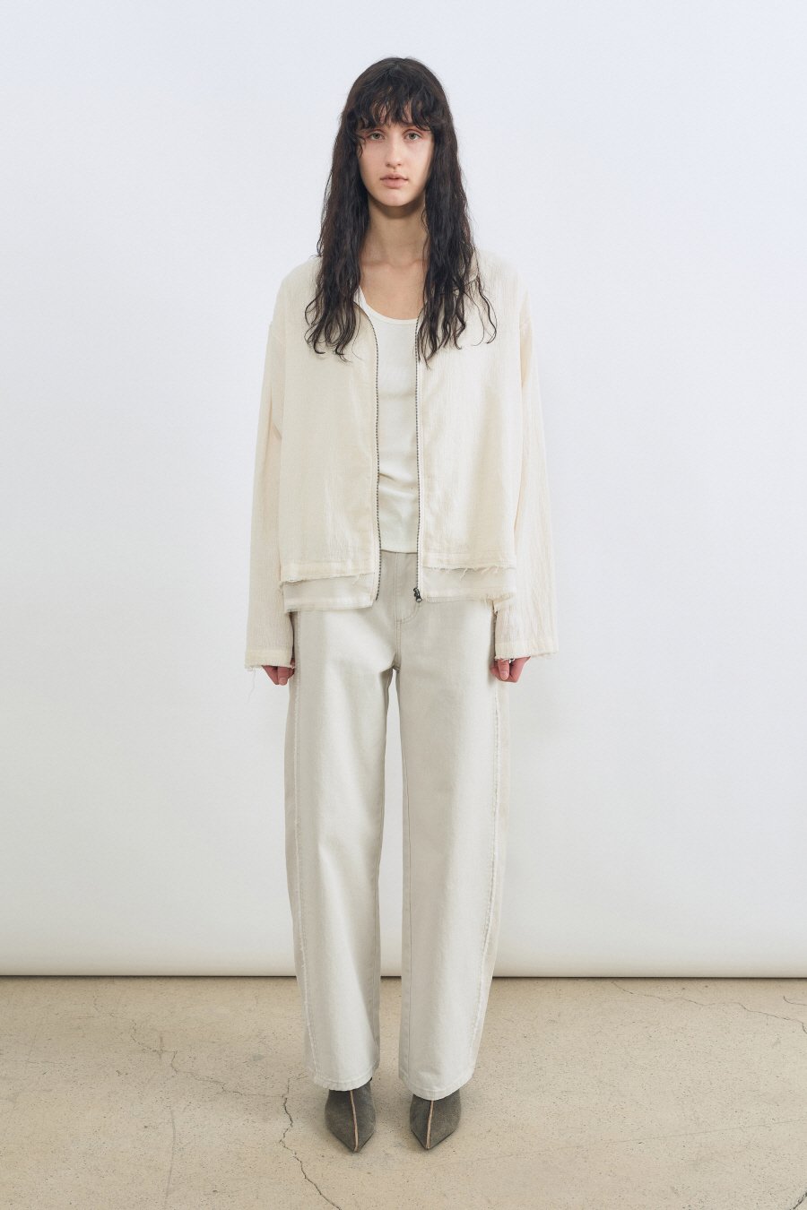 【INSILENCE】 NATURAL SHRUNKEN JUMPER : IVORY