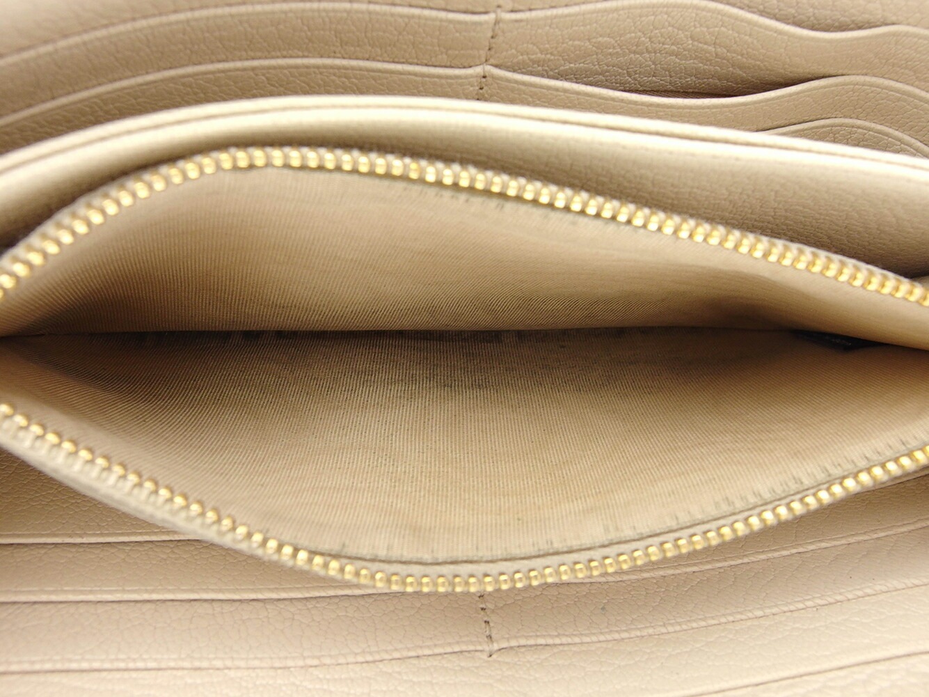 長財布 ラウンドファスナー 財布 リボン レディース ピンク ベージュ ゴールド 中古