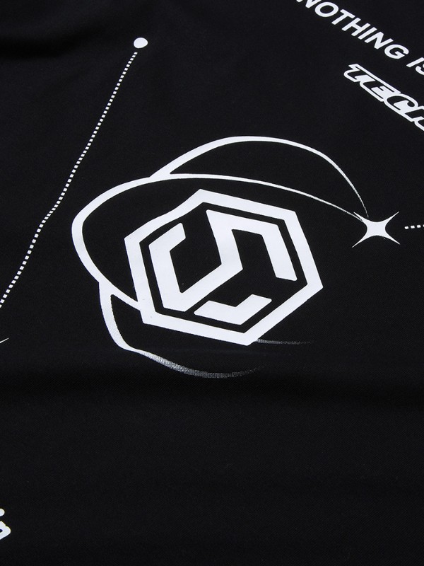 TECH 機能的なスタイルのブラックフェイクツーピースヘビーロングスリーブTシャツレディース通気性ドロップショルダートップ多用途ルーズ TECH 機能的なスタイルのブラックフェイクツーピースヘビーロングスリーブTシャツレディース通気性ドロップショルダートップ多用途ルーズ