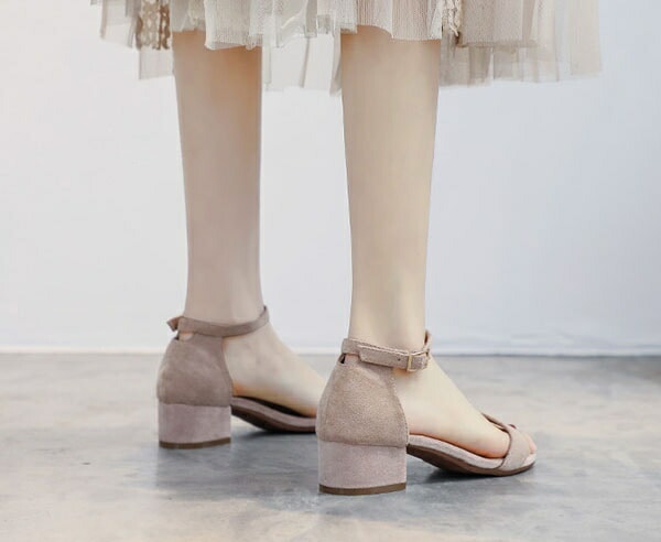 【22.0cm~25.5cm】サンダル レディース ストラップ かわいい おしゃれ 太ヒール チャンキーヒール かかとあり アンクルストラップ 小さいサイズ 22.0 ヒール2.5cm 4cm レジャ 【22.0cm~25.5cm】サンダル レディース ストラップ かわいい おしゃれ 太ヒール チャンキーヒール かかとあり アンクルストラップ 小さいサイズ 22.0 ヒール2.5cm 4cm レジャ